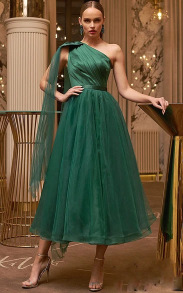 Elegant emerald discount green cocktail dress