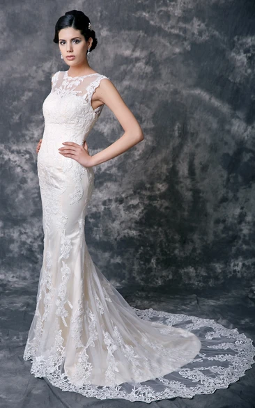 Feminine Lace Overlay Sheath Wedding Dress