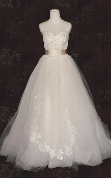 Sweetheart Empire Backless Long Tulle Wedding Dress With Sash And Flower