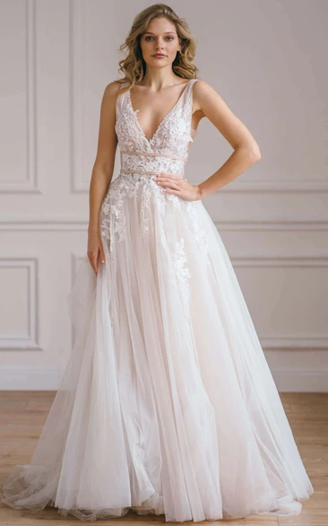 Ethereal Floor-length Sleeveless Lace A Line Deep-V Back Wedding Dress with Appliques