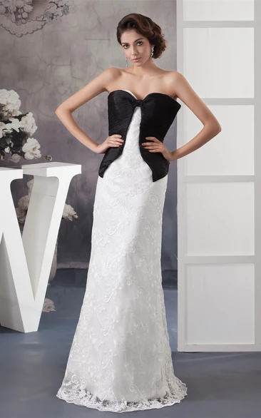 Sweetheart Black-And-White Sheath Dress with Ruching and Appliques