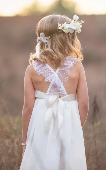 Criss-crossed Strap V-neck Lace Flower Girl Dress With Bow Back Dress