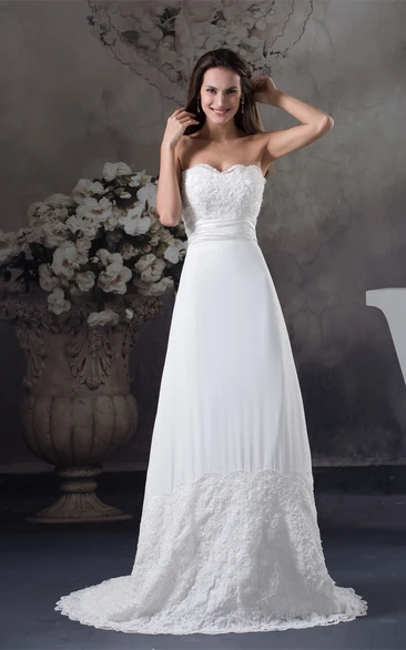 Sweetheart A-Line Maxi Dress with Appliques and Ruched Waist