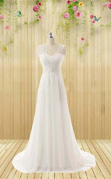 V-Neck Sleeveless Tulle Wedding Dress With Appliques And Beading