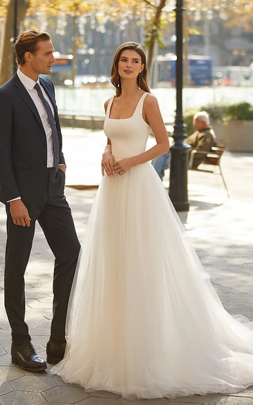 Sexy A-Line Scoop Tulle Casual Wedding Dress With Open Back And Sweep Train