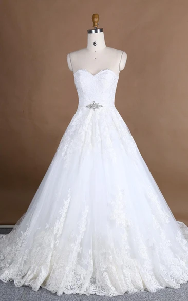 A-Line Sweetheart Tulle Lace Satin Dress With Beading Appliques Flower Broach