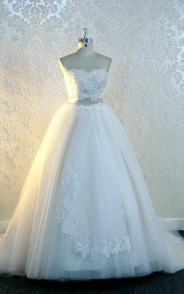 Sweetheart Backless Long Tulle Wedding Dress With Sash And Crystal Detailing