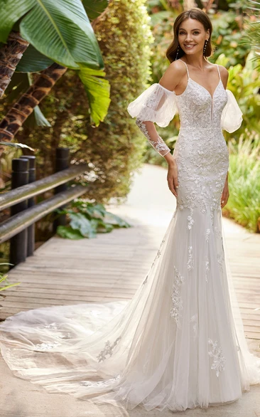 Spaghetti Straps Mermaid Tulle Sexy Wedding Dress Beach Casual Western Adorable Romantic With Deep-V Back And Appliques
