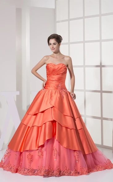 Sweetheart Criss-Cross Ruched Ball Gown with Stress and Appliques