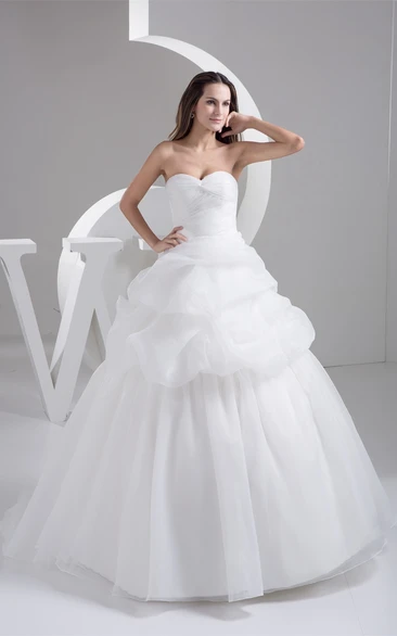 Sweetheart Criss-Cross Pick-Up Gown with Pleats