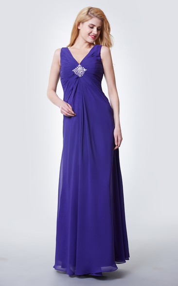 Wonderful V Neck Ruched Empire Waist Long Chiffon Dress With Beaded Brooch