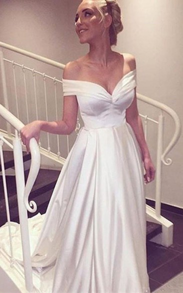 Sweetheart Off The Shoulder Long Wedding Dress With Train