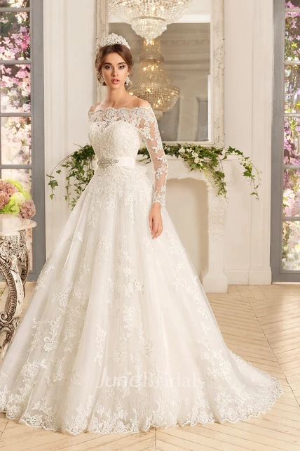 A-Line Long Sweetheart Sleeveless Lace Dress With Cape And Appliques ...