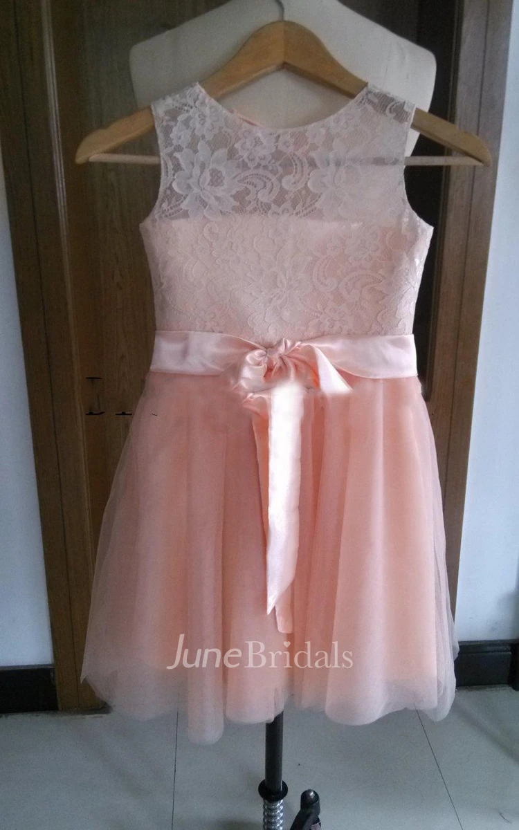 Sleeveless Scoop Neck Lace Top Tulle Dress With Bow Belt