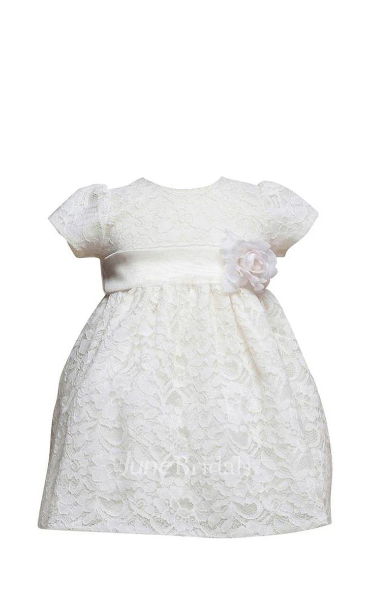 Short-sleeved Scoop-neck Lace Dress With Flower