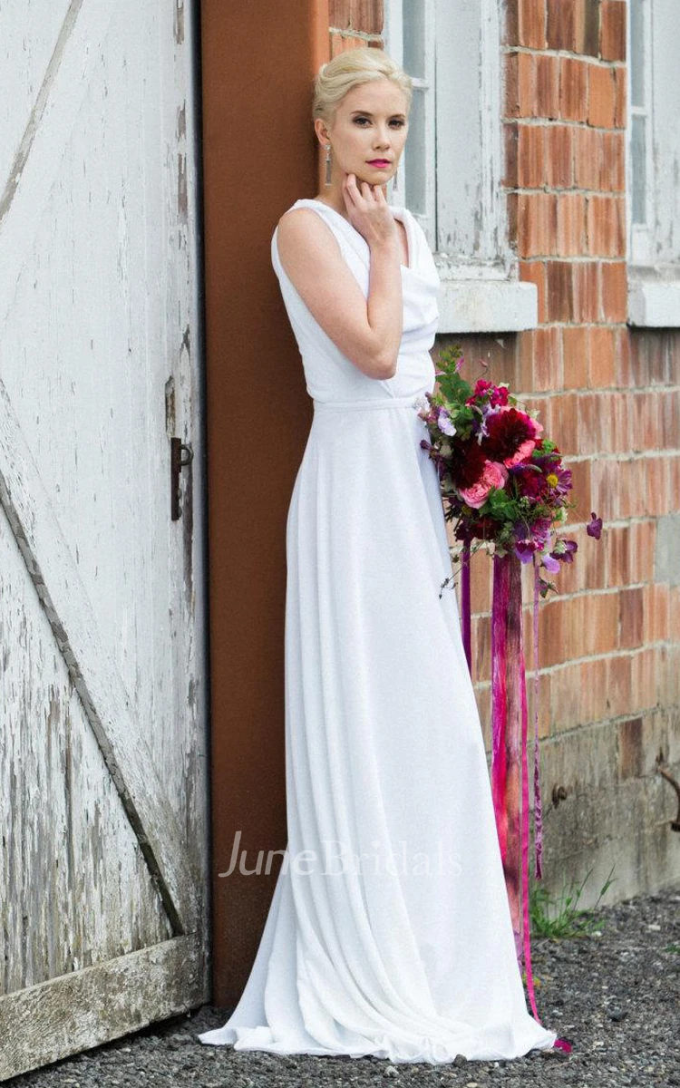 Chiffon Cowl-Neck Sleeveless Floor-Length Dress and Hand-Woven Hollow Three-dimensional Flowers White Pearl Hair Bands