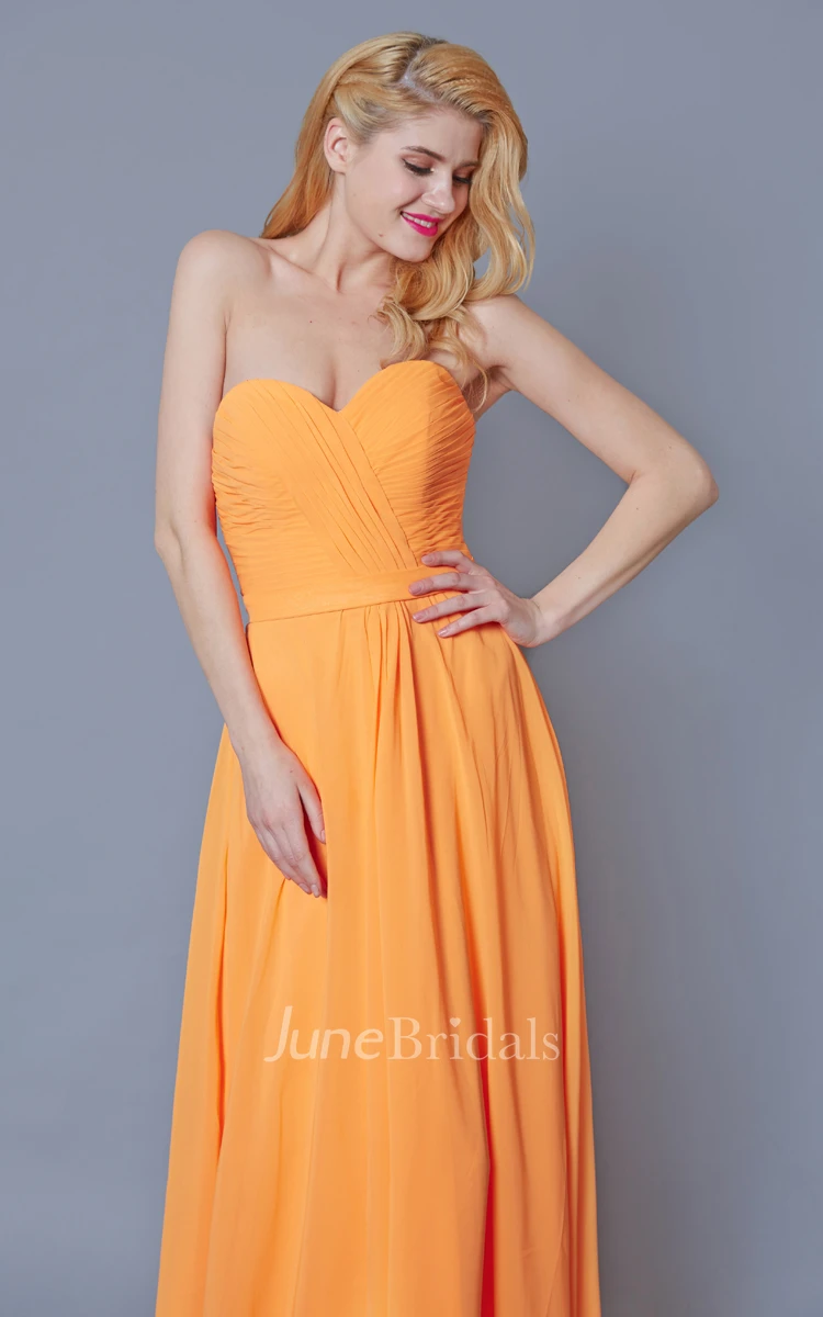 Showy Sleeveless Chiffon Gown With Pleats