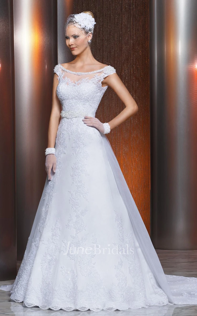 Gorgeous Scoop Lace Appliques A-Line Wedding Dress With Train