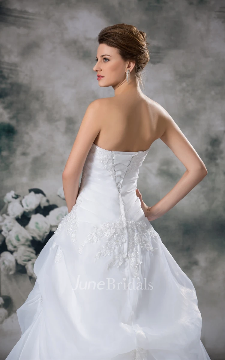 strapless pick-up ball lace gown with court train and appliques