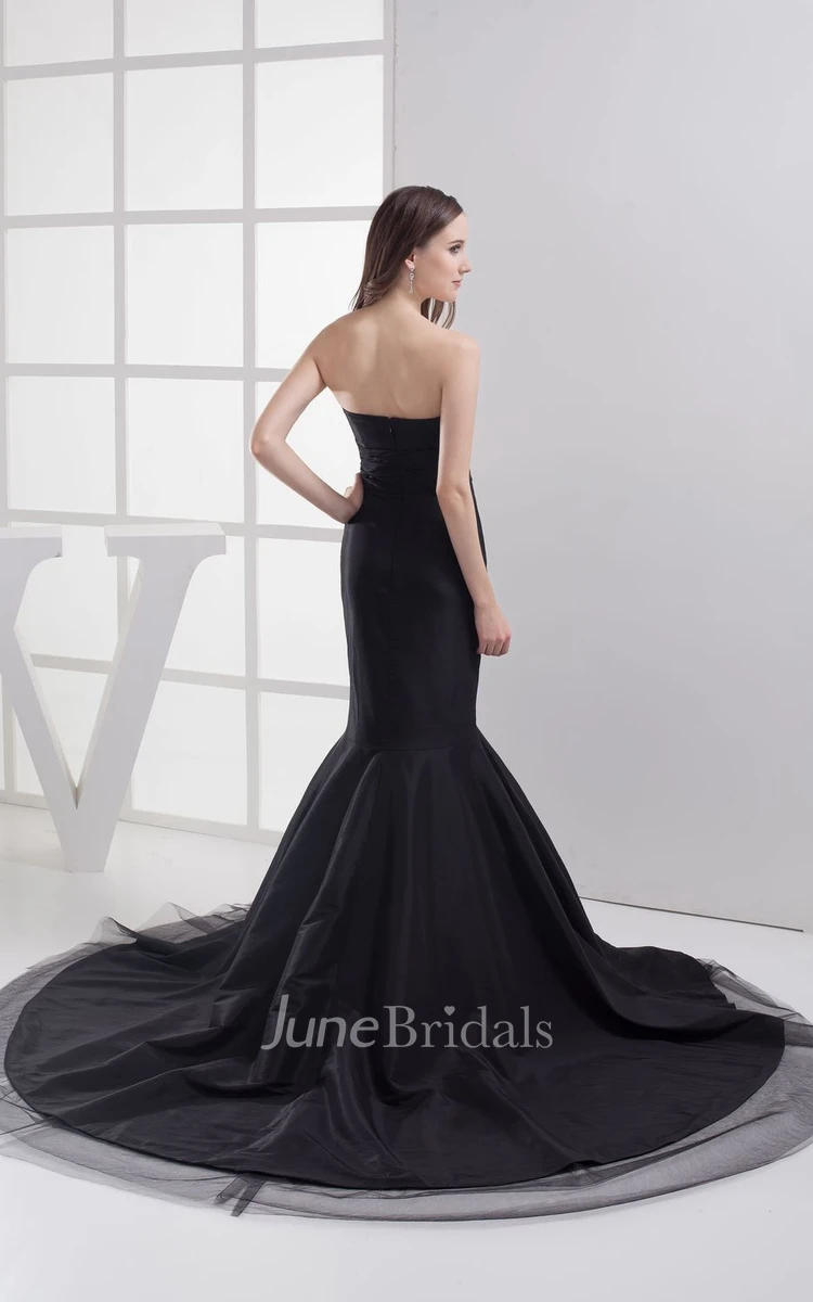 Sweetheart Ruched Dress With Draping and Trumpet Silhouette
