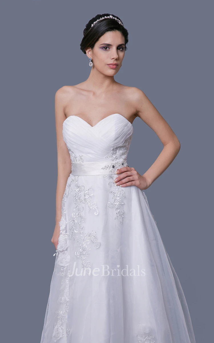 Sweetheart Organza Bodice-Ruched A-Line Dress With Flowers and Appliques