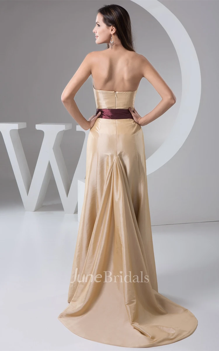 Sweetheart Floor-Length A-Line Dress with Bow and Brush Train