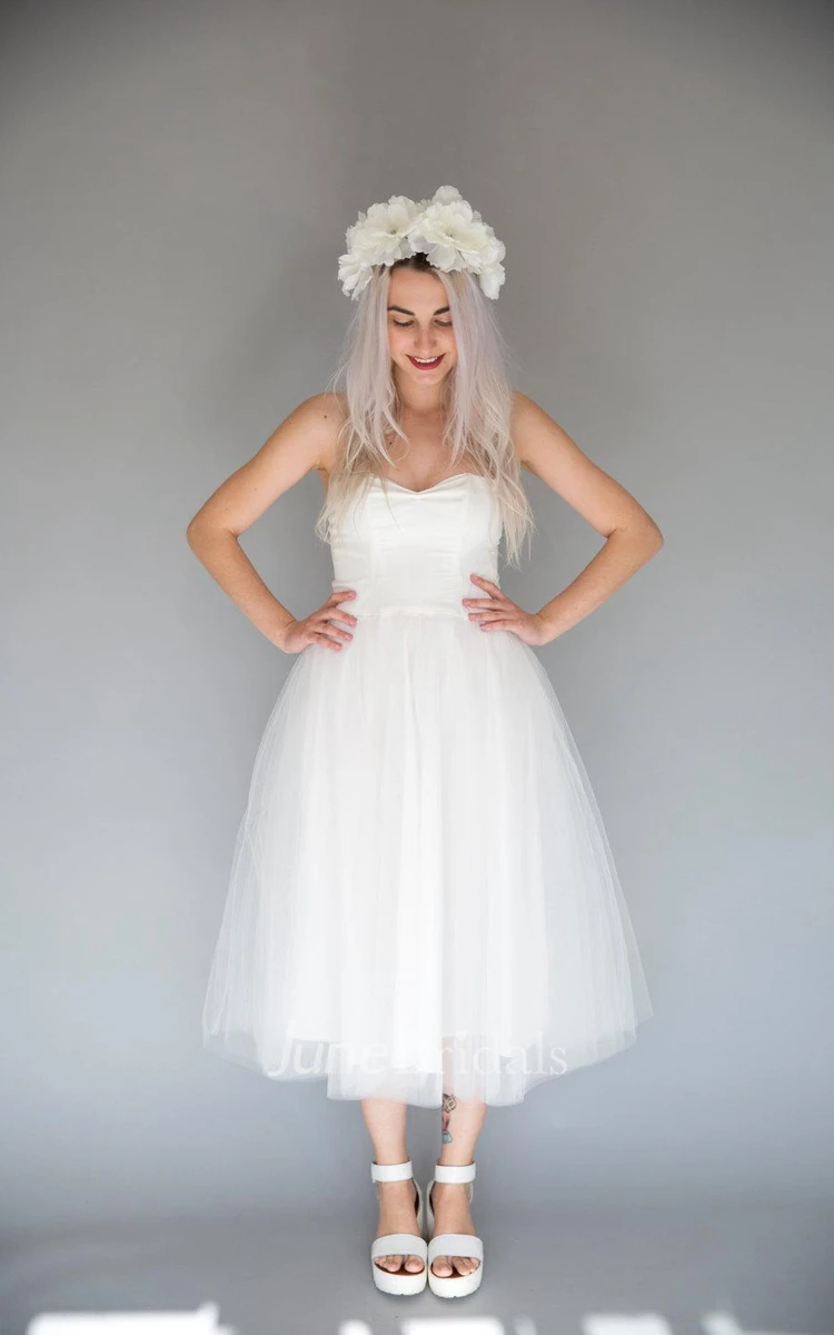Tea-Length Tulle Ballerina Wedding Dress With Sweetheart Neckline
