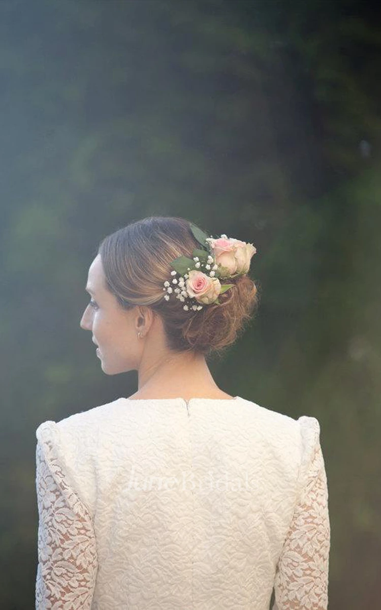 Jewel Neck Half Sleeve A-Line Knee-Length Lace Wedding Dress