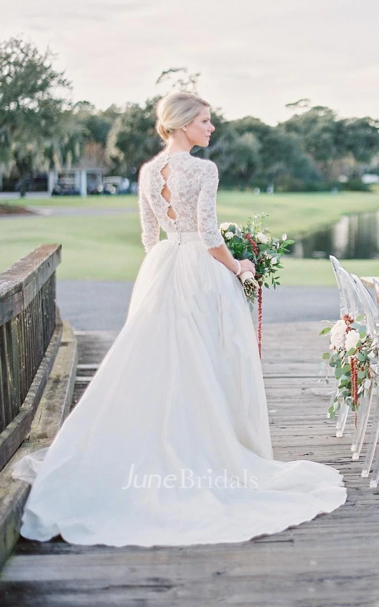 3 4 Long Sleeve Open Back Vintage Lace Pearls V-Neck Wedding Dresses 