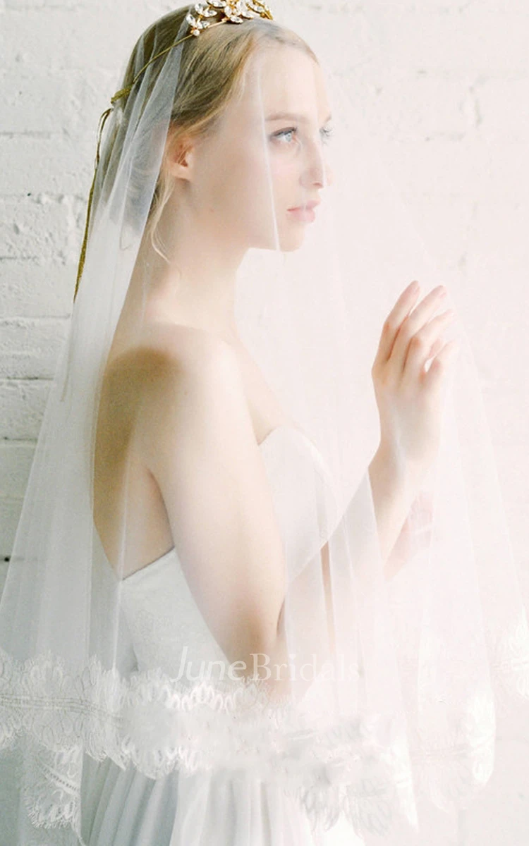 Fingertip Tulle Wedding Veil with Lace Trim