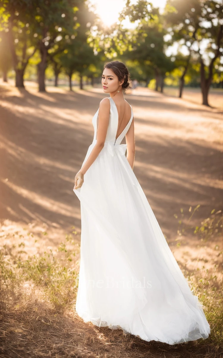 Simple A-Line Coutry Wedding Dress V-neck Elegant Garden Casual Gown