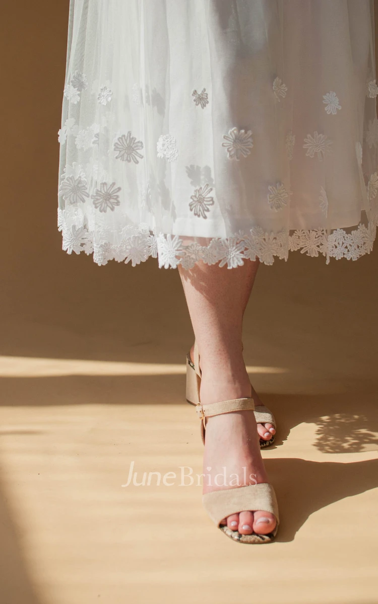 Simple Tea-length 3/4 Length Sleeve Tulle A Line Zipper Wedding Dress with Appliques