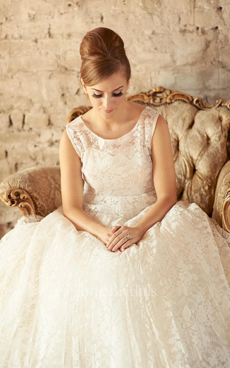 Jewel Neck Sleeveless Low-V Back Long Lace Wedding Dress