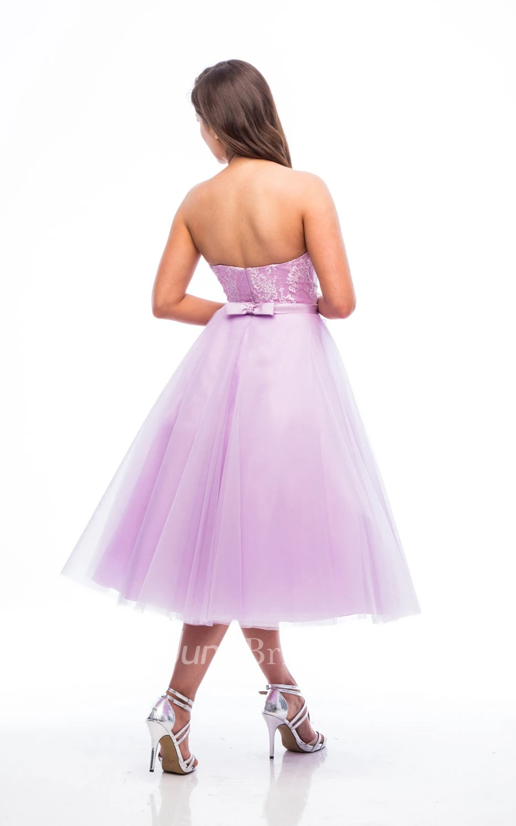 Tea-Length A-Line Sweetheart Sleeveless Appliqued Tulle Bridesmaid Dress
