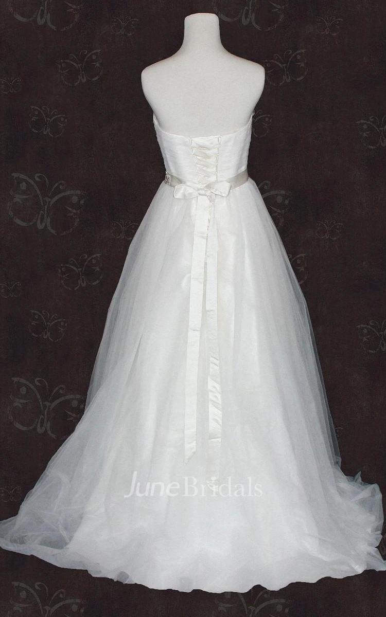 Sweetheart Lace-Up Back Organza Wedding Dress With Sash And Crystal Detailing