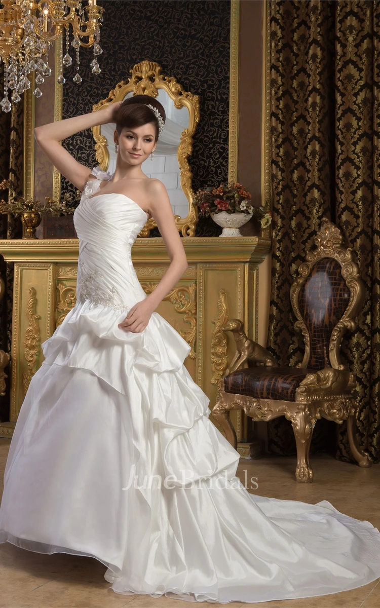 Sleeveless Ruched Pick-Up Gown with Appliques and Single Strap