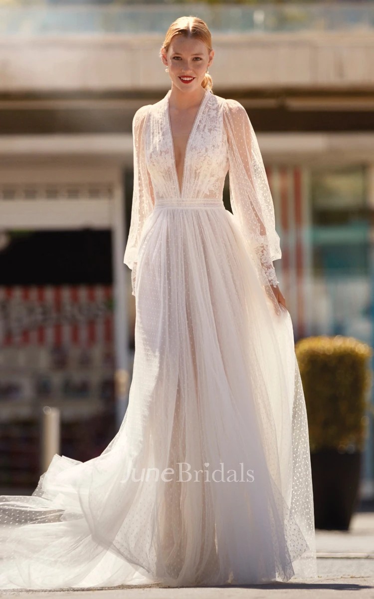 Bohemian A-Line V-neck Tulle Beach Wedding Dress With IllusionAnd Keyhole Back