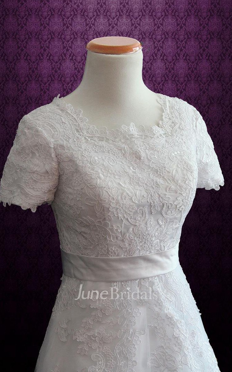 White hot sale conservative dress