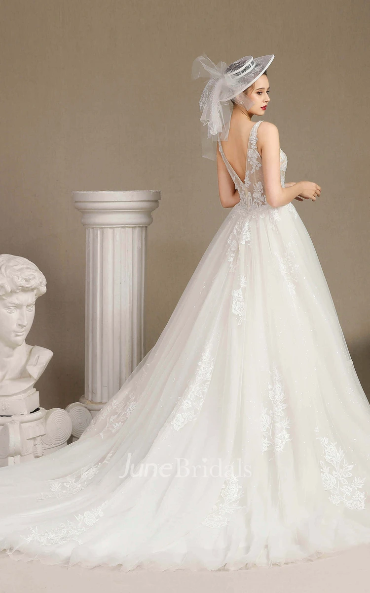 Sleeveless Ballgown Sexy Plunging V-neck Lace Appliqued Wedding Dress With V-back