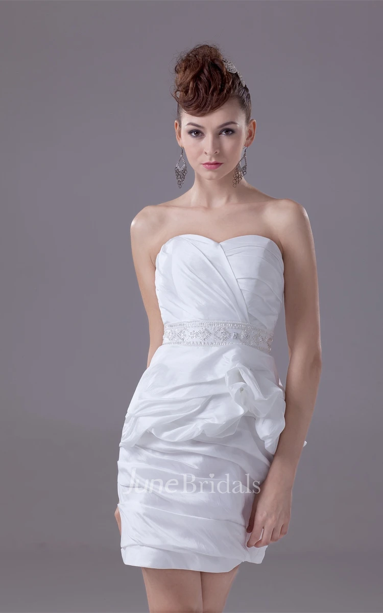 Sweetheart Body-Fitting Short Dress with Ruffles and Beading