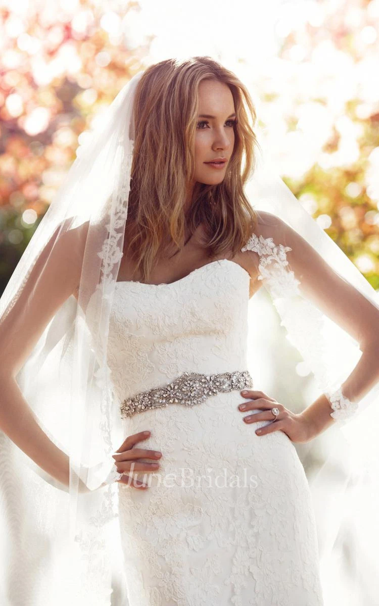 Sheath Appliqued Strapless Lace Wedding Dress With Waist Jewellery