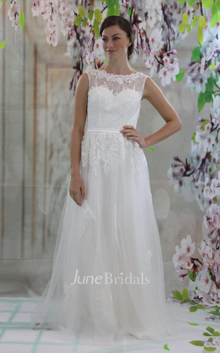 Jewel Neck Sleeveless A-Line Tulle Wedding Dress With Lace Top