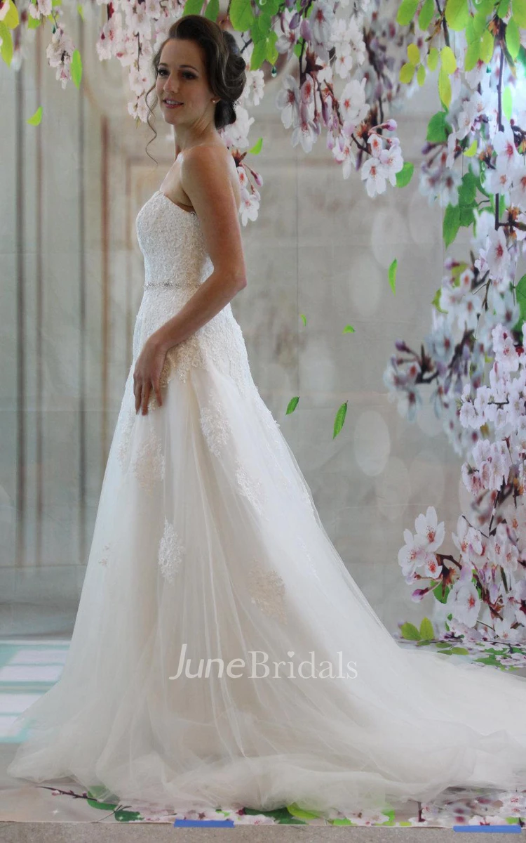 Sweetheart A-Line Tulle Wedding Dress With Lace Top