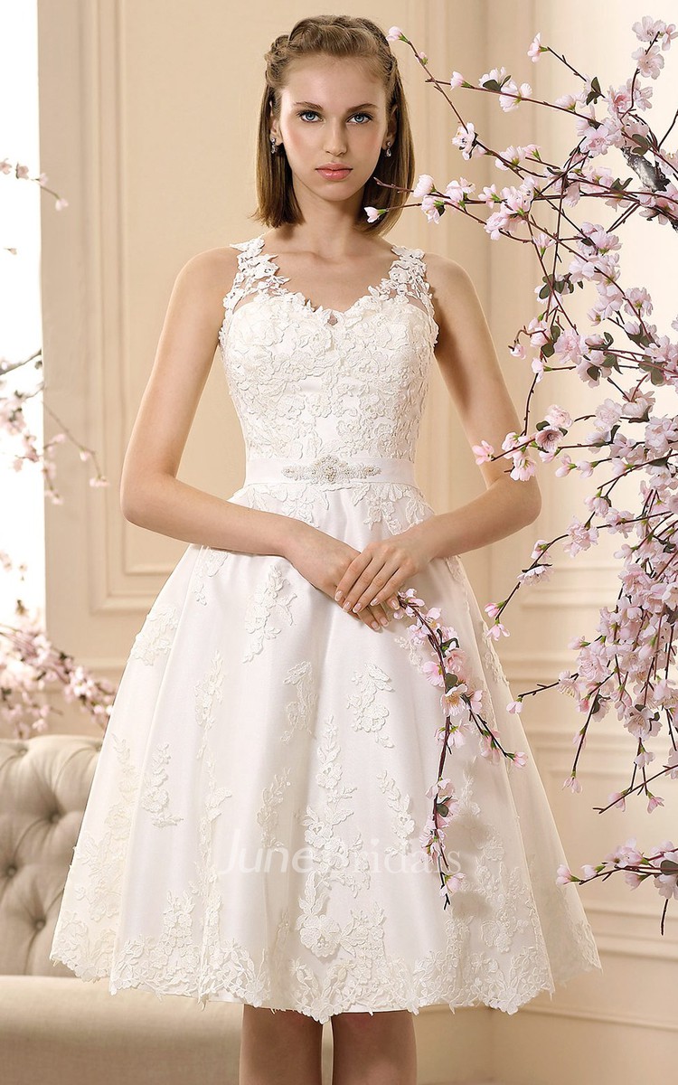 A-Line V-Neck Sleeveless Knee-Length Appliqued Lace Wedding
