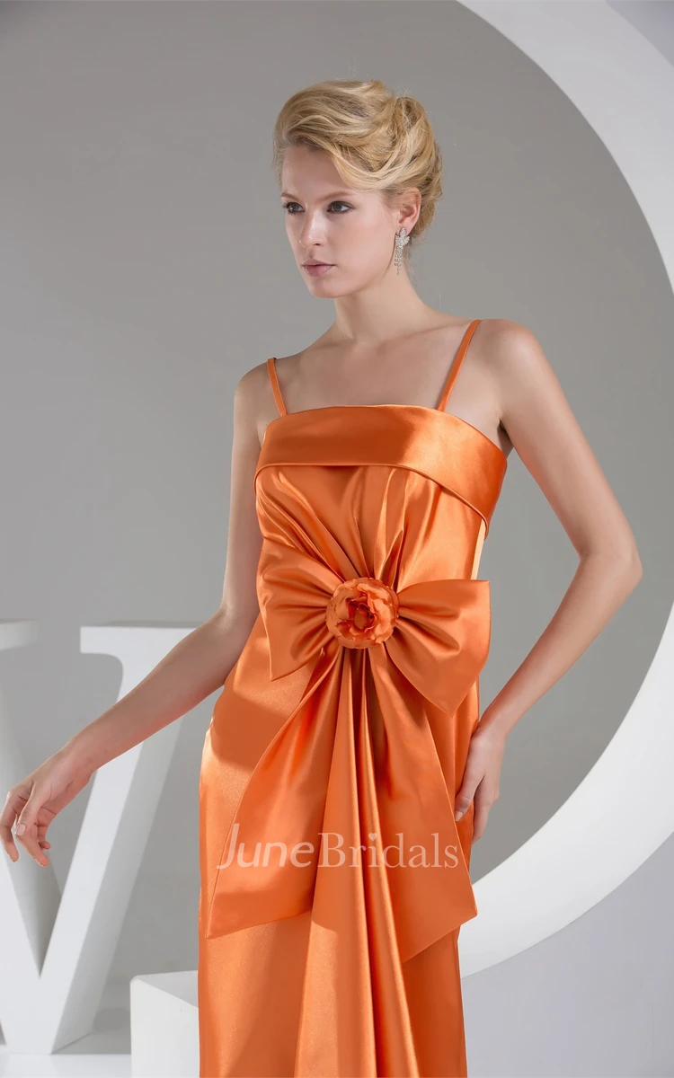 Sleeveless Satin Floor-Length Dress with Spaghetti-Straps and Bow