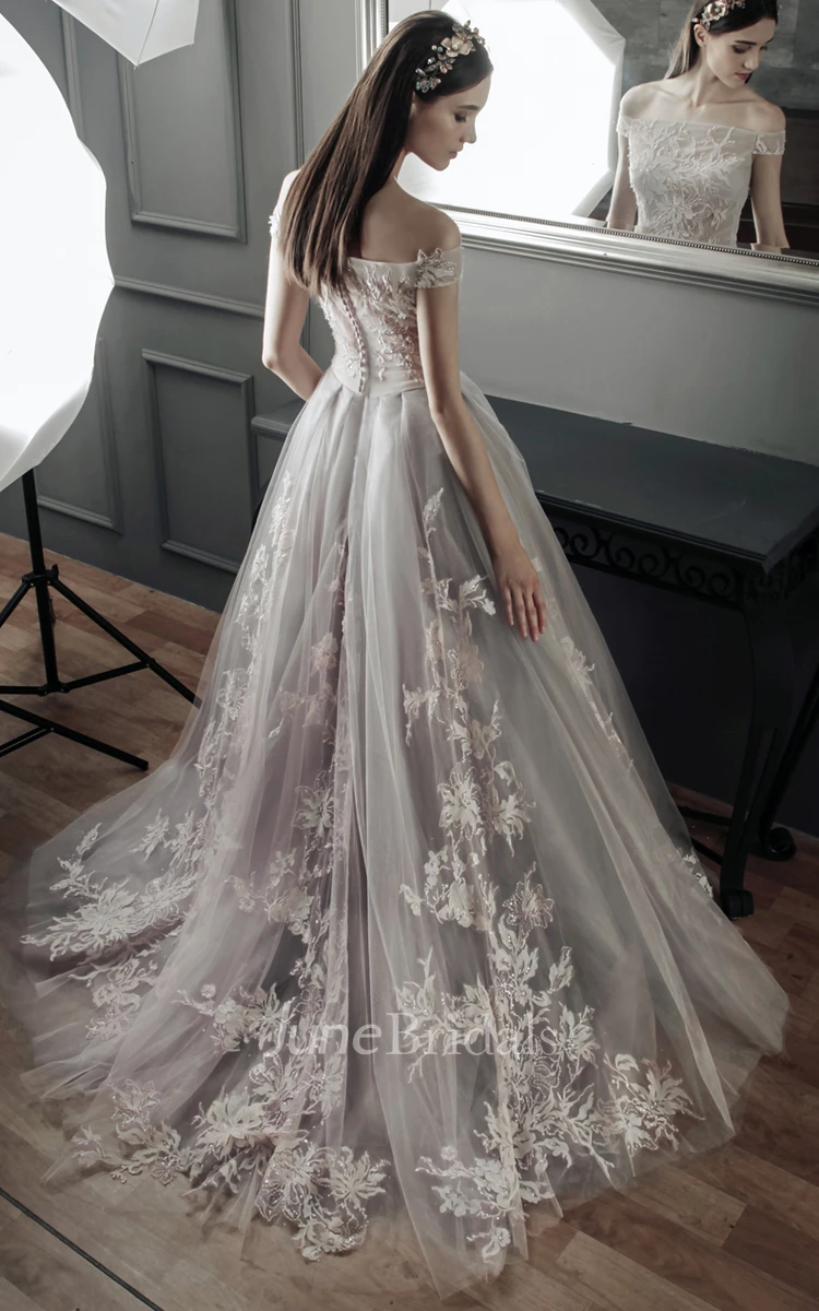 Casual Ball Gown Tulle Floor-length Short Sleeve Button Prom Dress with Appliques