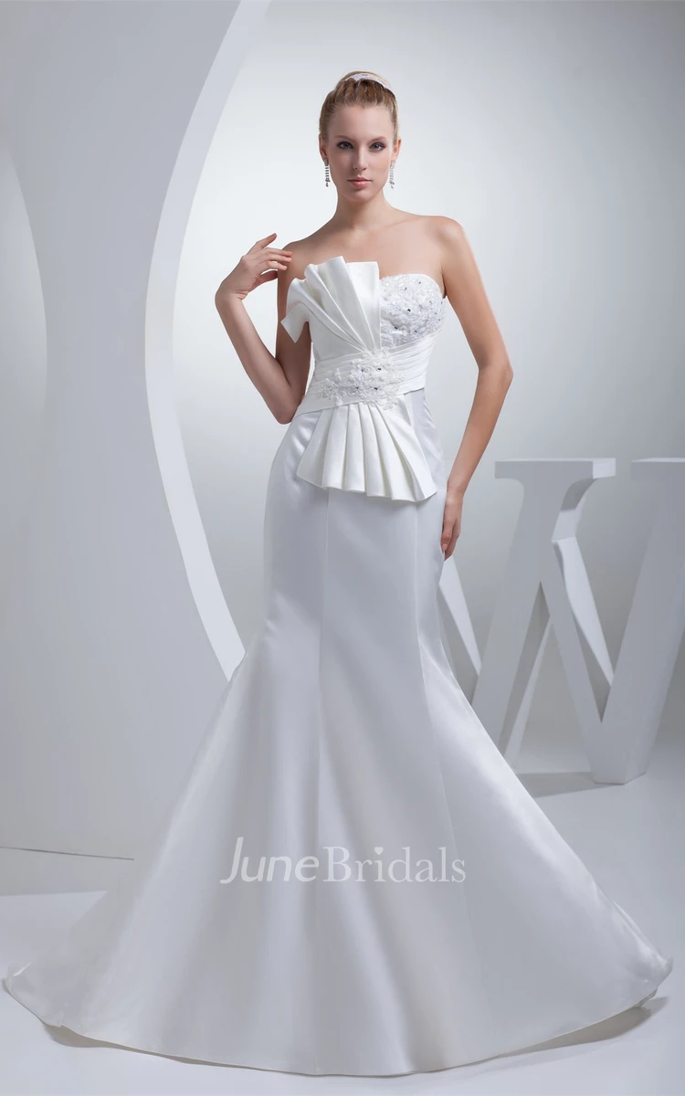 Strapless Mermaid Appliqued Dress with Bow and Stress