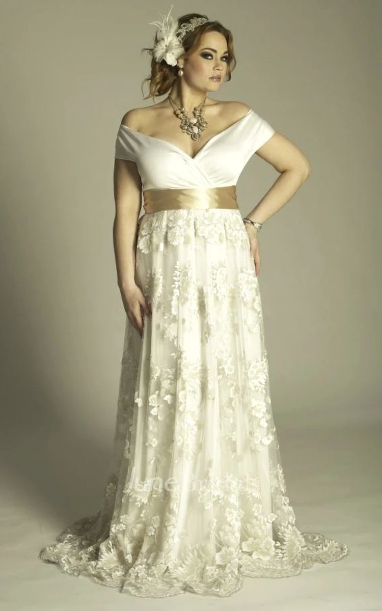 Plus Size Off-Shoulder A-Line Vintage Lace Floor Length Wedding Gown With Sash