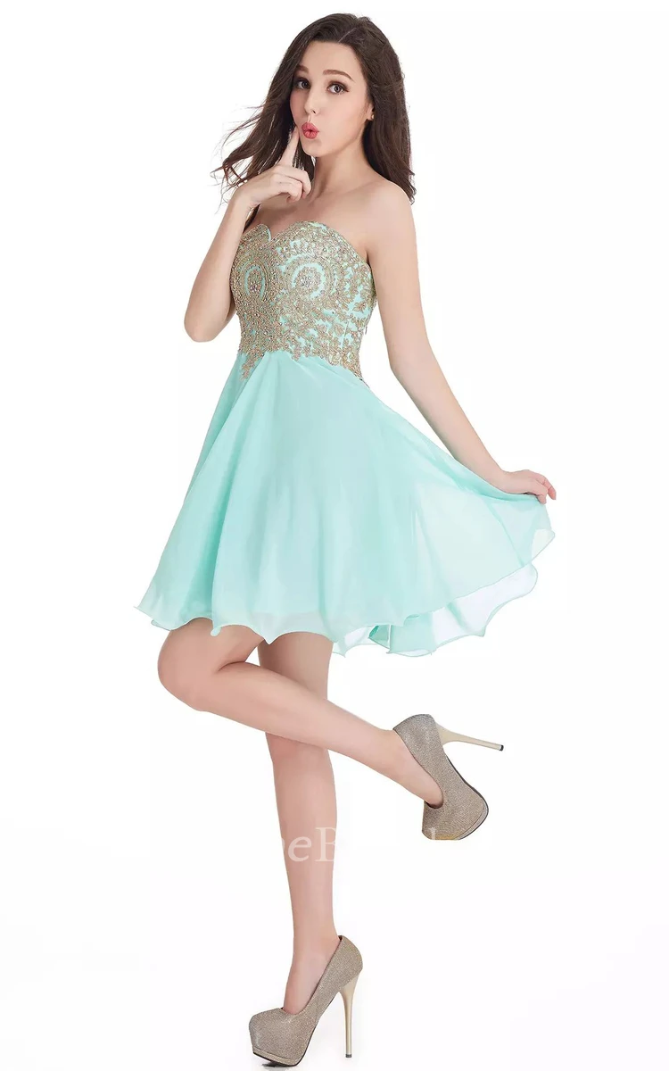 A-line Sweetheart Sleeveless Beading Lace Pleats Short Mini Chiffon Lace Homecoming Dress