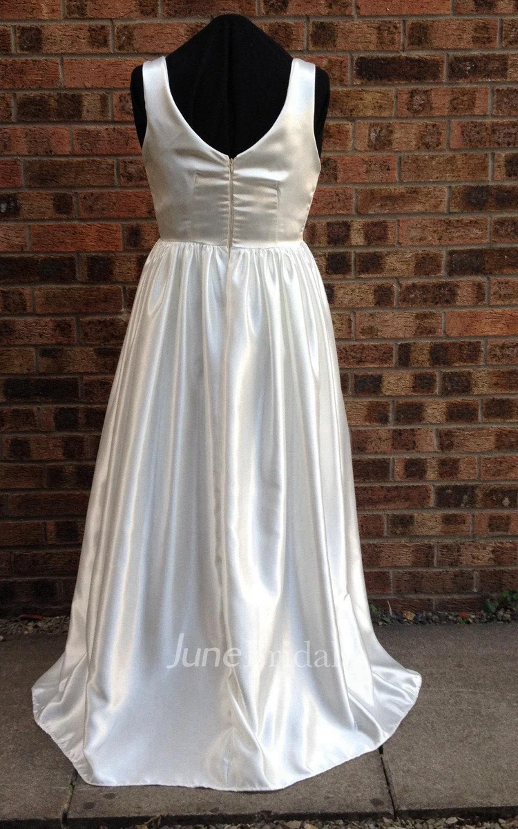 Full Length Satin Sleeveless A-Line Wedding Dress With Pleats
